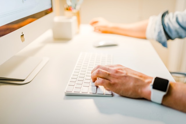 how to start webcam business